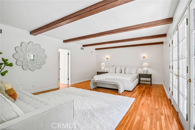 3975 Van Noord Avenue, Studio City CA: https://media.crmls.org/medias/5ef94468-01f3-4773-987c-832a87e4faab.jpg
