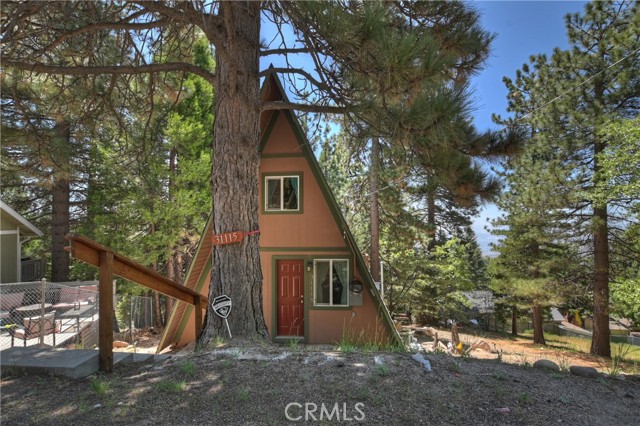 31115 All View Drive, Running Springs CA: https://media.crmls.org/medias/5ef9a8b7-2c85-477a-b76d-53cf9d1df347.jpg