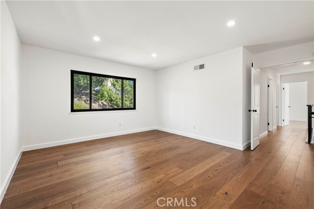22526 Napa St, West Hills CA: https://media.crmls.org/medias/5efb5beb-be82-4b01-ad70-96974cf1ef2e.jpg