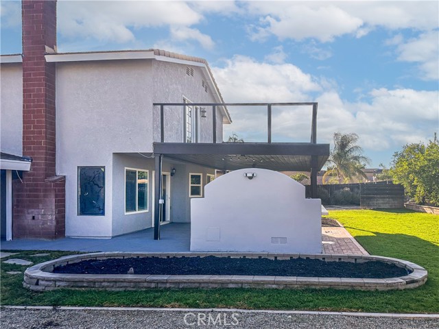 1534 W Summerset Drive, Rialto CA: https://media.crmls.org/medias/5efc4bea-5a4a-416a-b439-a66a1abe0927.jpg
