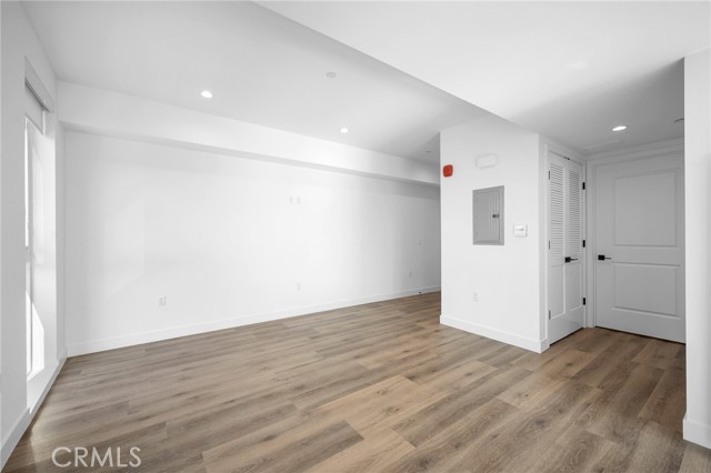 Detail Gallery Image 8 of 19 For 10657 Moorpark St #401,  North Hollywood,  CA 91602 - 1 Beds | 1 Baths