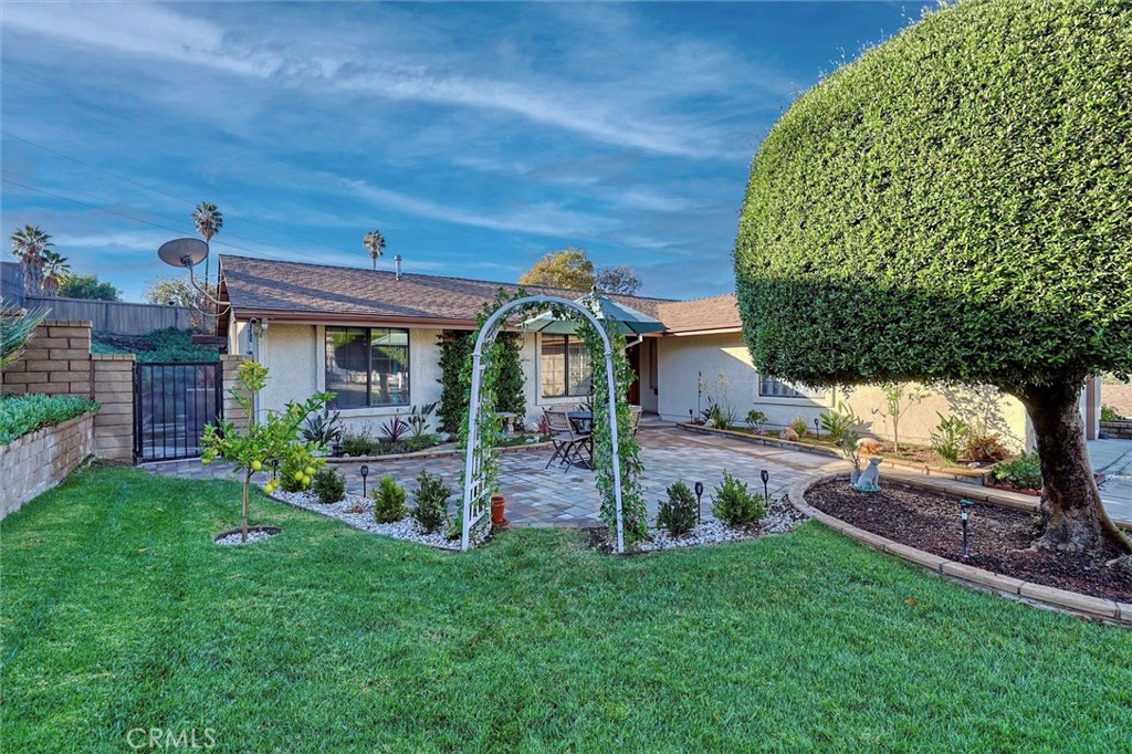 MLS #OC25261411 image #26