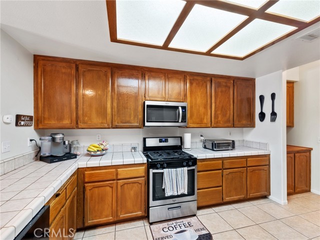 Detail Gallery Image 11 of 35 For 27395 Cloverleaf Dr, Helendale,  CA 92342 - 3 Beds | 2 Baths