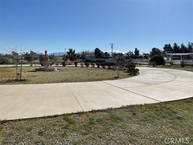 Detail Gallery Image 3 of 40 For 9628 7th, Victorville,  CA 92392 - 5 Beds | 3 Baths