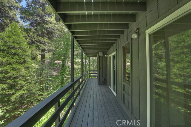 Detail Gallery Image 45 of 45 For 309 Golden Ln, Lake Arrowhead,  CA 92352 - 6 Beds | 3 Baths