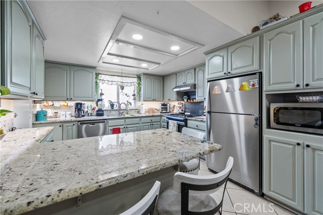 3052 E Avenue S4, Palmdale CA: https://media.crmls.org/medias/5efd6e6d-9dac-4181-9dd0-e1a329af177e.jpg