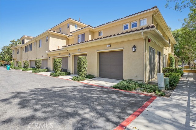 Detail Gallery Image 3 of 29 For 99 Long Meadow #76,  Irvine,  CA 92620 - 2 Beds | 2 Baths