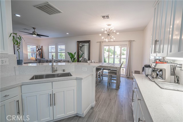 Image 12 of 44 For 28217 Alton Way