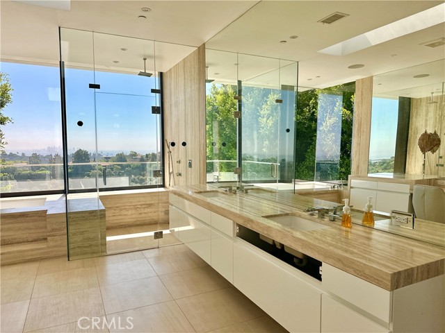 Detail Gallery Image 20 of 68 For 1188 Roberto Ln, Los Angeles,  CA 90077 - 5 Beds | 7 Baths