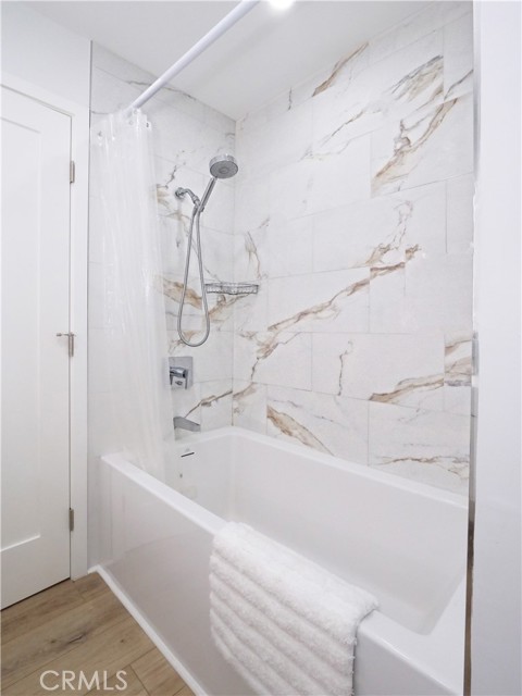 822 Camino Real, Redondo Beach CA: https://media.crmls.org/medias/5eff95eb-7d6c-4938-b5ba-b08729a65e06.jpg