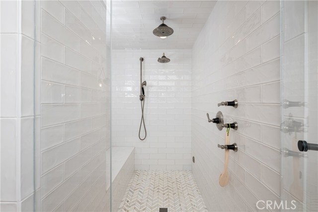 Detail Gallery Image 22 of 33 For 1228 W Oceanfront, Newport Beach,  CA 92661 - 3 Beds | 4 Baths