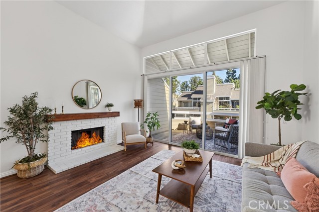 Front Image Thumbnail for CROC25272176