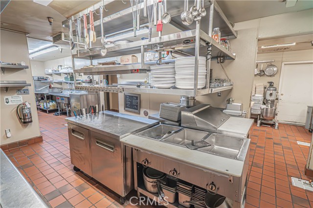  Commercial for Sale in Palmdale, California