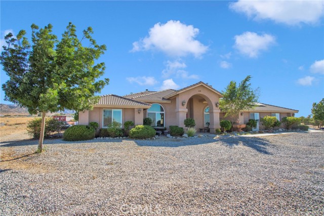 Detail Gallery Image 6 of 56 For 4965 Sunnyslope Rd, Phelan,  CA 92371 - 5 Beds | 3 Baths