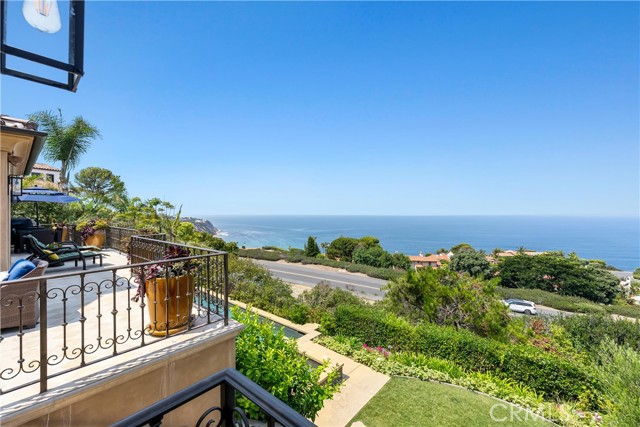 1509 Via Montemar, Palos Verdes Estates, California 90274, 4 Bedrooms Bedrooms, ,4 BathroomsBathrooms,Residential,Sold,Via Montemar,SB21180594