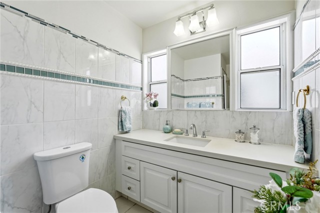 Detail Gallery Image 18 of 33 For 18149 Saticoy, Reseda,  CA 91335 - 3 Beds | 2 Baths