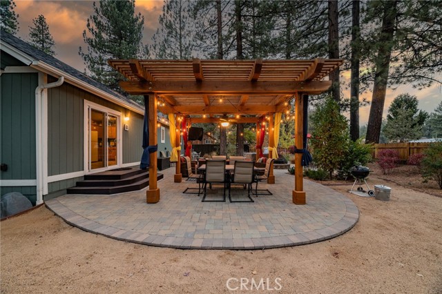 Detail Gallery Image 33 of 40 For 42106 Snowmass Ln, Big Bear Lake,  CA 92315 - 3 Beds | 2 Baths