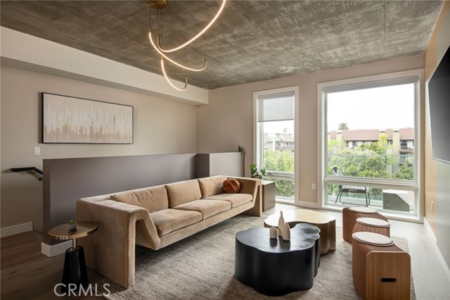 Detail Gallery Image 3 of 24 For 380 Cordova St #412,  Pasadena,  CA 91101 - 2 Beds | 2 Baths