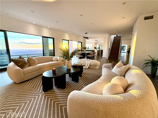 Detail Gallery Image 35 of 37 For 2287 Sunset Plaza Dr, Hollywood Hills,  CA 90069 - 5 Beds | 5/1 Baths