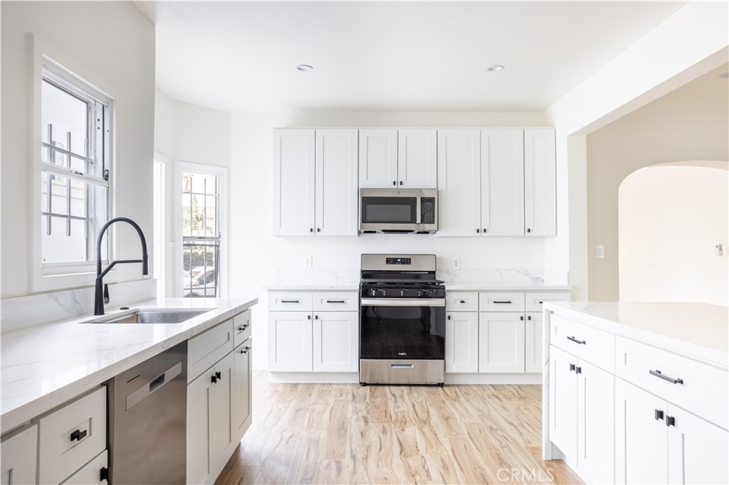 740 S Stanley Avenue