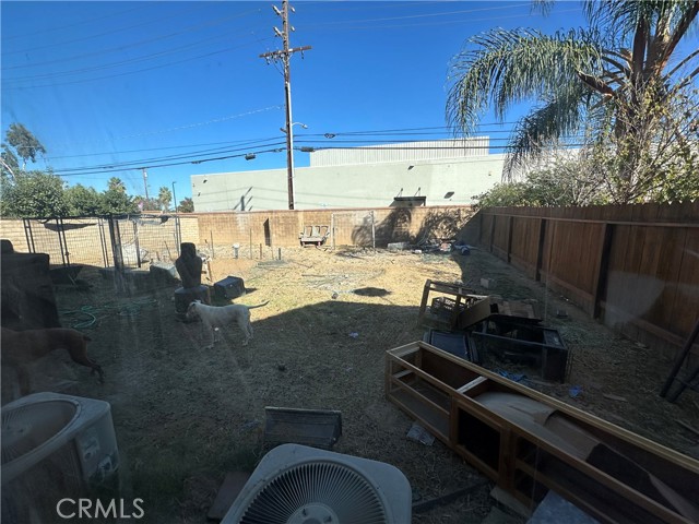 Detail Gallery Image 6 of 19 For 4815 Creekway Ln, Riverside,  CA 92505 - 5 Beds | 4 Baths