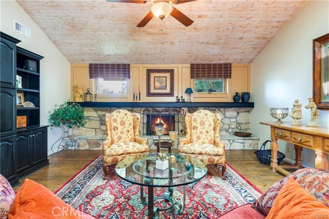 Detail Gallery Image 18 of 36 For 1670 Marion Rd, Redlands,  CA 92374 - 4 Beds | 3 Baths