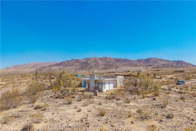 Detail Gallery Image 5 of 43 For 7525 Isleta Rd, Twentynine Palms,  CA 92277 - 0 Beds | 1 Baths