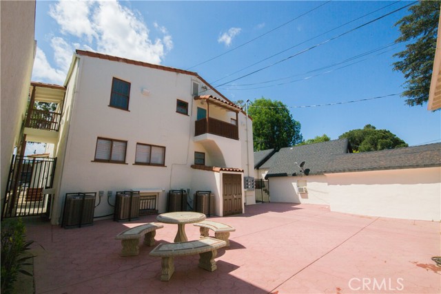 Detail Gallery Image 14 of 17 For 711 W 6th St #3,  Corona,  CA 92882 - 2 Beds | 1 Baths
