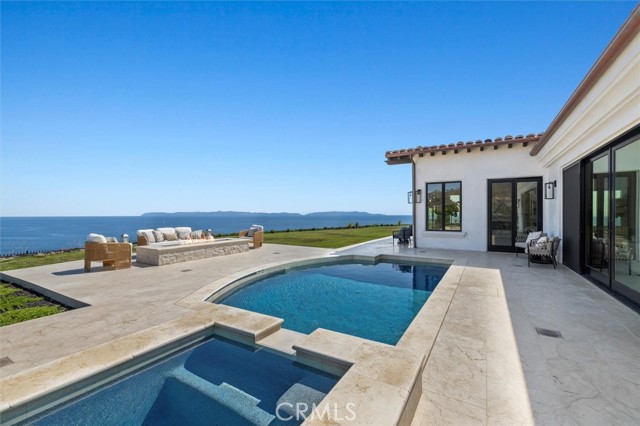 Detail Gallery Image 5 of 66 For 32042 Isthmus View Dr, Rancho Palos Verdes,  CA 90275 - 6 Beds | 6/2 Baths