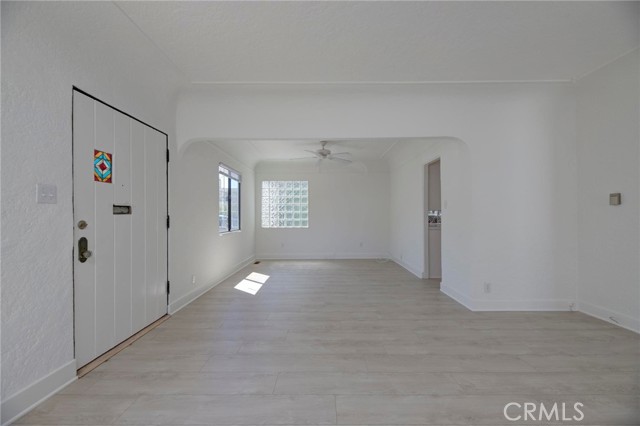 Detail Gallery Image 8 of 40 For 931 Manhattan Ave, Hermosa Beach,  CA 90254 - – Beds | – Baths