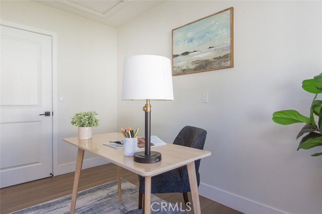 417 W Leeside, Glendora CA: https://media.crmls.org/medias/5f0a5880-8fac-4f88-a908-326116439d96.jpg