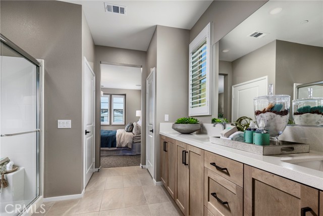 Detail Gallery Image 9 of 39 For 4112 Yarrow Paseo, Ontario,  CA 91761 - 3 Beds | 2/1 Baths