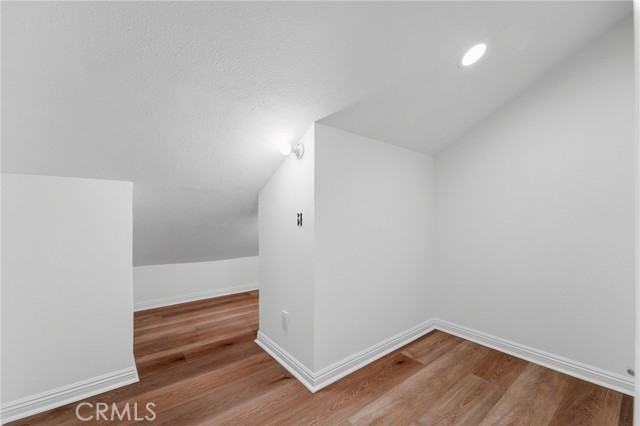 Detail Gallery Image 35 of 40 For 13047 Garris, Granada Hills,  CA 91344 - 4 Beds | 3 Baths