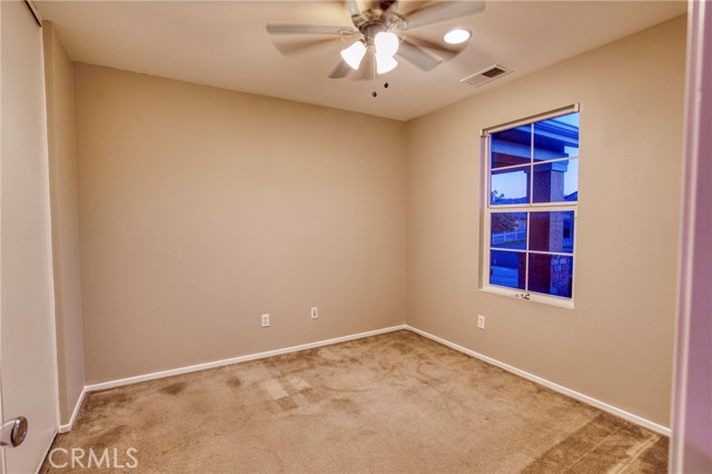 Detail Gallery Image 13 of 25 For 1350 Benchmark St, Beaumont,  CA 92223 - 3 Beds | 2 Baths