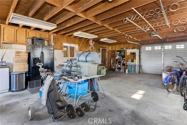 Detail Gallery Image 39 of 45 For 13447 Iroquois Rd, Apple Valley,  CA 92308 - 4 Beds | 3 Baths