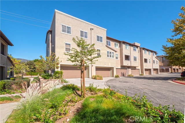 Detail Gallery Image 6 of 58 For 1150 Newberry, Claremont,  CA 91711 - 2 Beds | 3 Baths