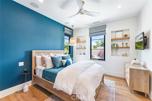 1831 Newport Hills E Drive, Newport Beach CA: https://media.crmls.org/medias/5f0e4f69-904d-48cf-9e71-6c2c9057670b.jpg