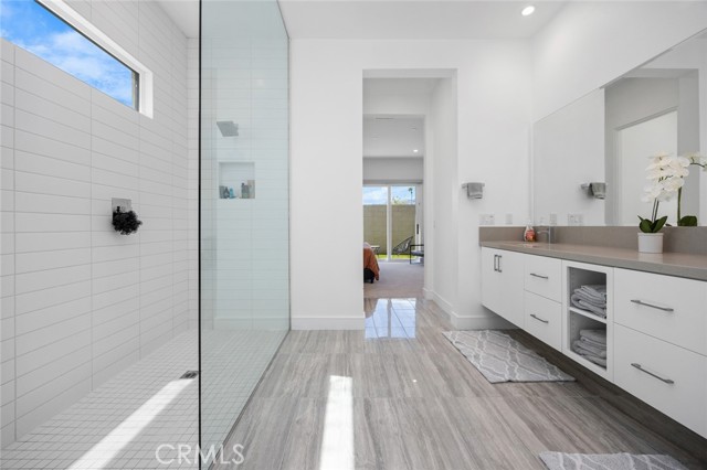 825 Fountain Drive, Palm Springs CA: https://media.crmls.org/medias/5f0f1d6a-d771-450d-a650-77b08952808e.jpg