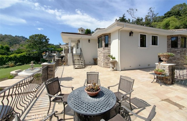 Detail Gallery Image 37 of 45 For 11947 Iredell St, Studio City,  CA 91604 - 7 Beds | 8 Baths