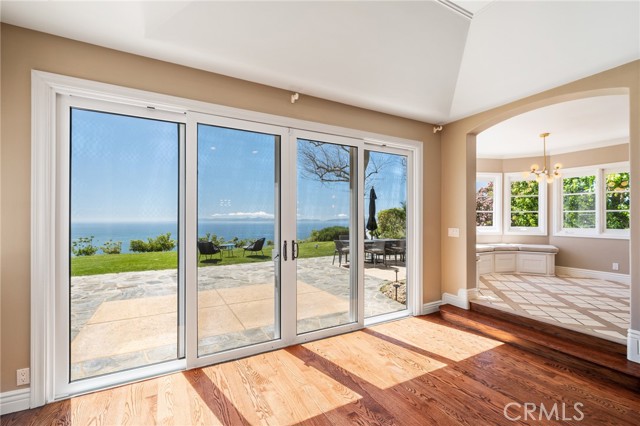 Detail Gallery Image 16 of 59 For 34 San Clemente Dr, Rancho Palos Verdes,  CA 90275 - 4 Beds | 4 Baths