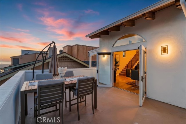 Detail Gallery Image 73 of 73 For 28 10th Ct (9th St Walkstreet), Hermosa Beach,  CA 90254 - – Beds | – Baths