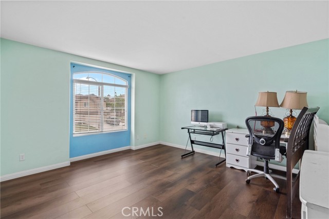 8309 Clover Creek Road, Riverside CA: https://media.crmls.org/medias/5f10c642-dbb6-40d4-99d3-b37e657a8a9f.jpg
