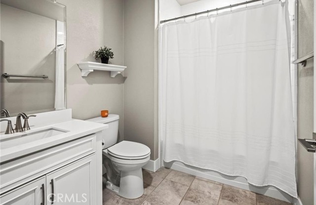 Detail Gallery Image 4 of 16 For 1661 Spring St #444,  Davis,  CA 95616 - 3 Beds | 2/1 Baths