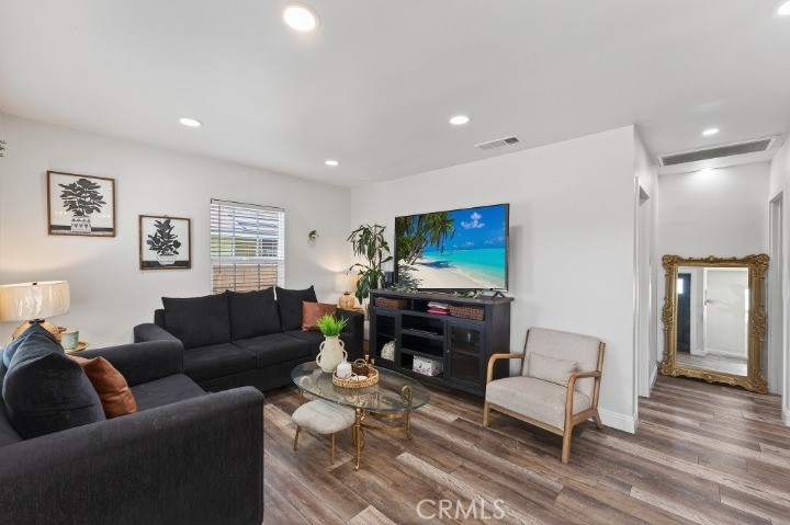 MLS #DW25273584 image #6