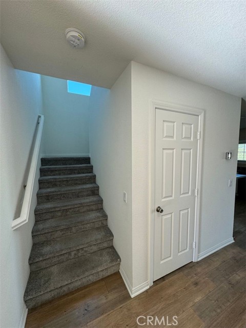 Detail Gallery Image 10 of 13 For 492 Jasmine, Perris,  CA 92570 - 3 Beds | 2/1 Baths