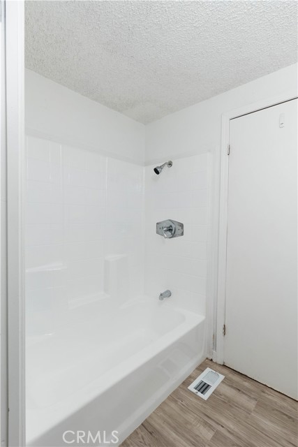 Detail Gallery Image 17 of 30 For 1241 N East #216,  Anaheim,  CA 92805 - 3 Beds | 2 Baths