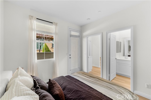 Detail Gallery Image 15 of 45 For 7143 Montecito, Corona,  CA 92880 - 4 Beds | 3/1 Baths