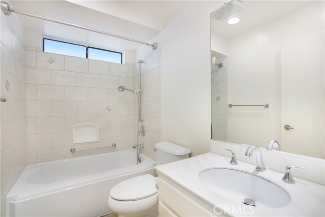 Detail Gallery Image 11 of 22 For 5058 Avenida Del Sol, Laguna Woods,  CA 92637 - 2 Beds | 2 Baths