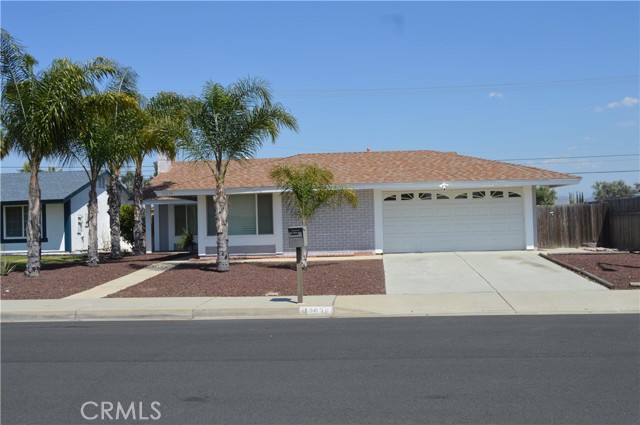 Detail Gallery Image 1 of 43 For 13638 Persimmon Rd, Moreno Valley,  CA 92553 - 4 Beds | 2 Baths
