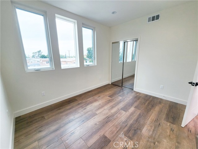 11255 Tiara Street, North Hollywood CA: https://media.crmls.org/medias/5f152123-a7fa-4459-80e1-15c8aa1c70b4.jpg